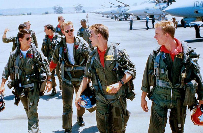 top-gun-sie-furchten-weder-tod-noch-teufel-mit-tom-cruise-und-tom-skerritt2
