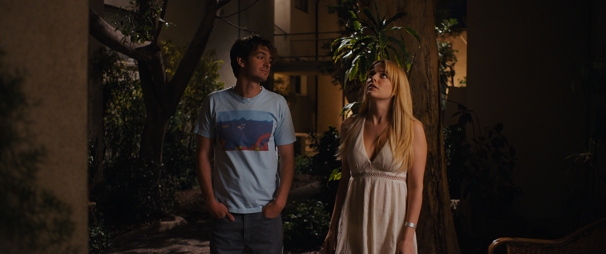 05_UnderTheSilverLake_Andrew_Garfield_und_Riley_KeoughA24